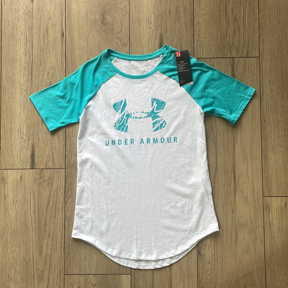 NWT Under Armour White and Teal T-Shirt Women’s XS